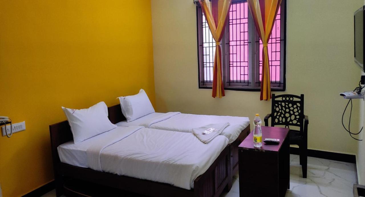 Pph Living Lakshmi Palace Tallākulam 外观 照片